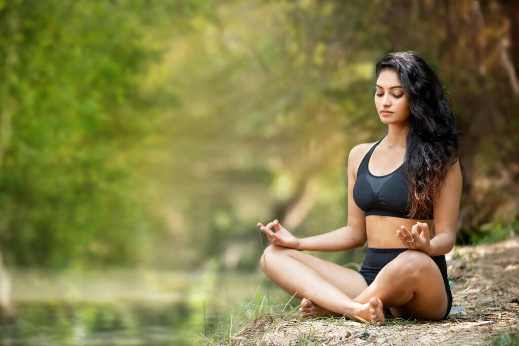 Exploring the Mindfulness Theory of Leadership in Neuroscience Exploring the Mindfulness Theory of Leadership in Neuroscience